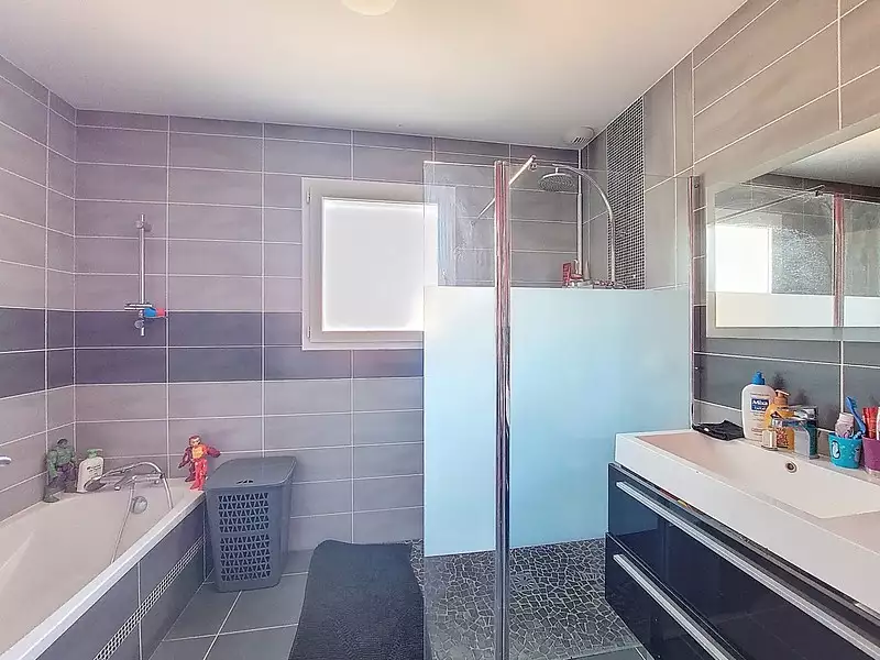 Maison, 96 m²