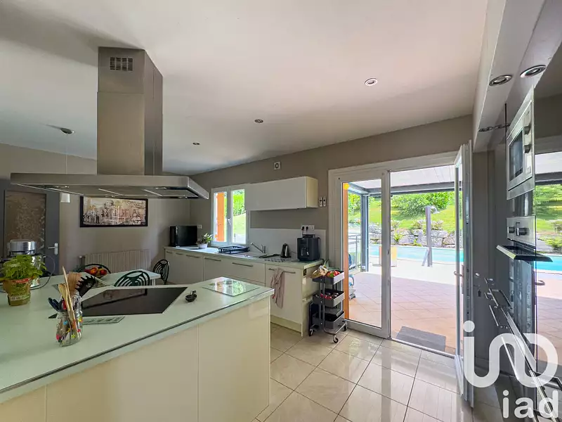 Maison, 190 m²
