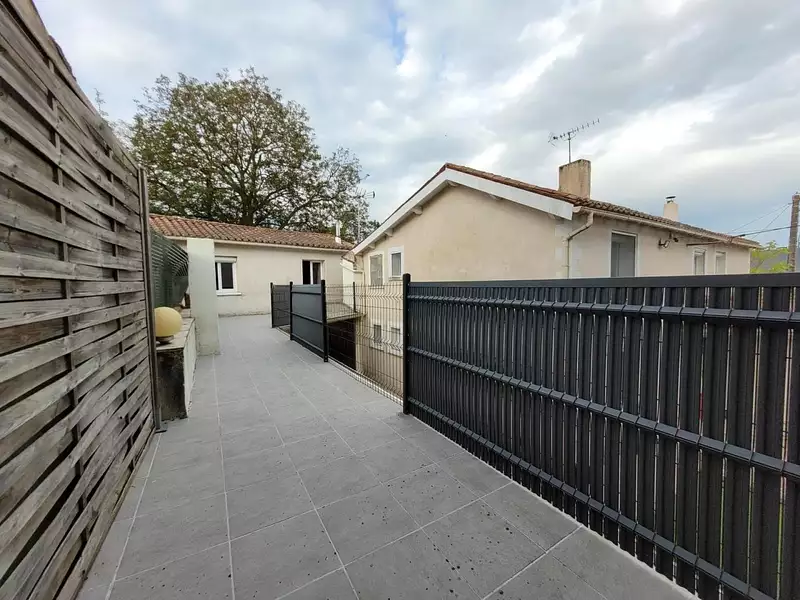 Maison, 198 m²