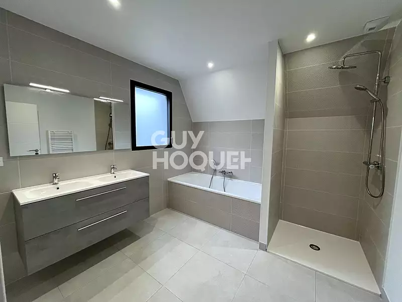 Maison, 142,07 m²