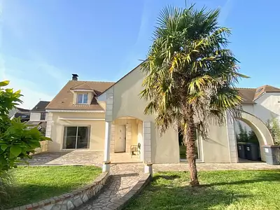 Maison, 238 m²