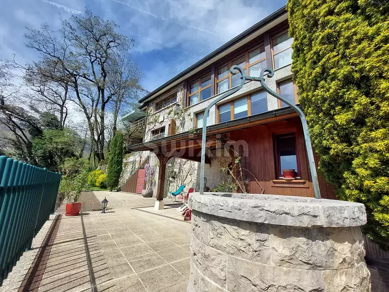 Maison, 180 m²