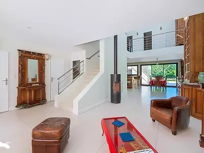 Maison, 255 m²