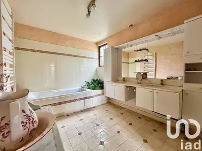 Maison, 360 m²