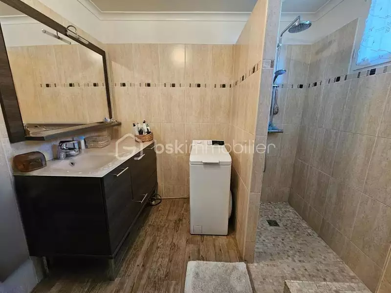 Maison, 200 m²