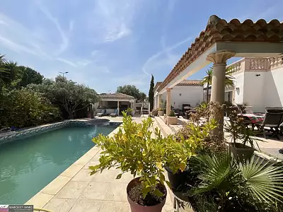 Maison, 214 m²