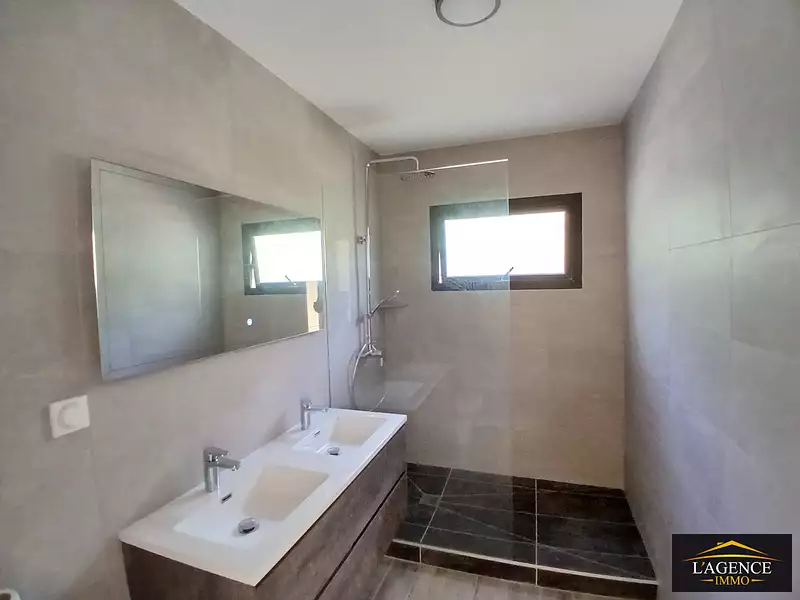 Maison, 120 m²