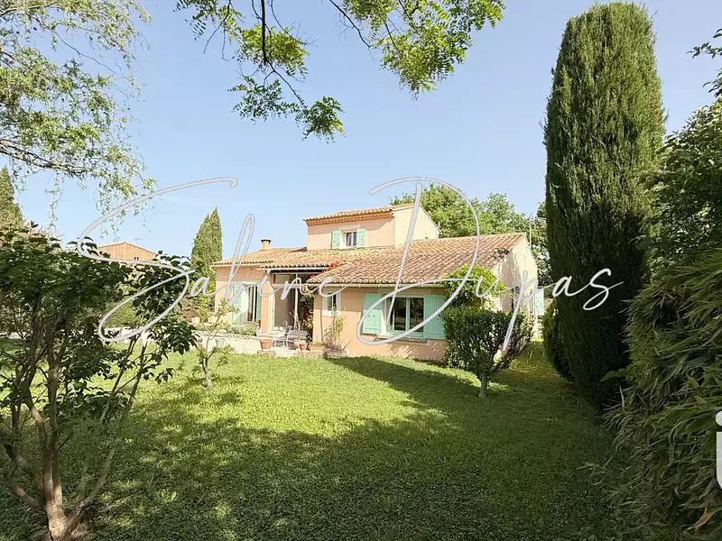 Maison, 137 m²