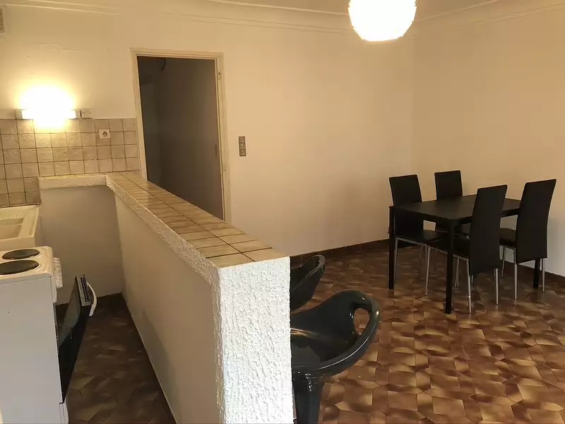 Immeuble, 84,72 m²