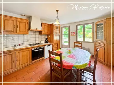 Maison, 164 m²