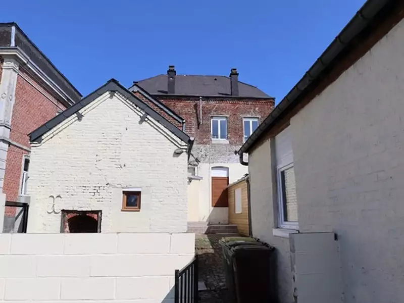 Immeuble, 170 m²