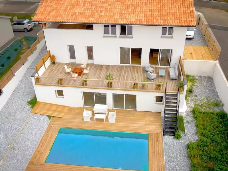 Maison, 170 m²