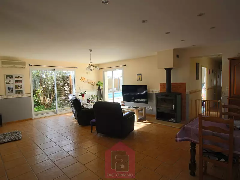 Maison, 147 m²