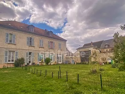Maison, 600 m²