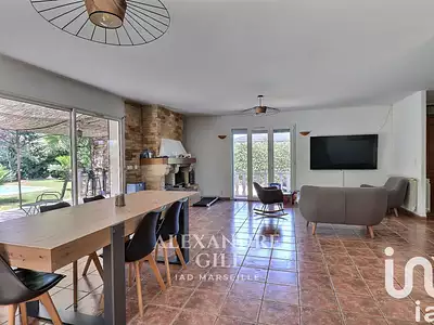Maison, 121 m²