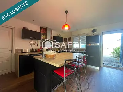 Maison, 230 m²