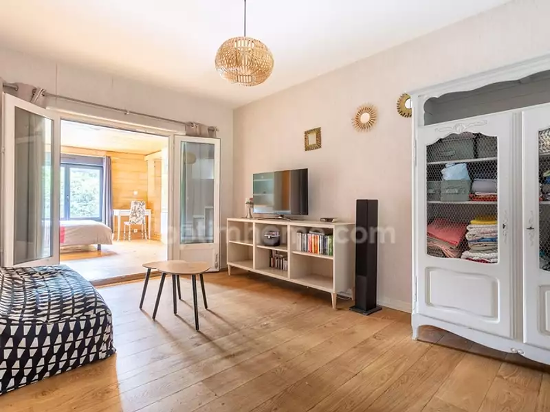 Maison, 211 m²