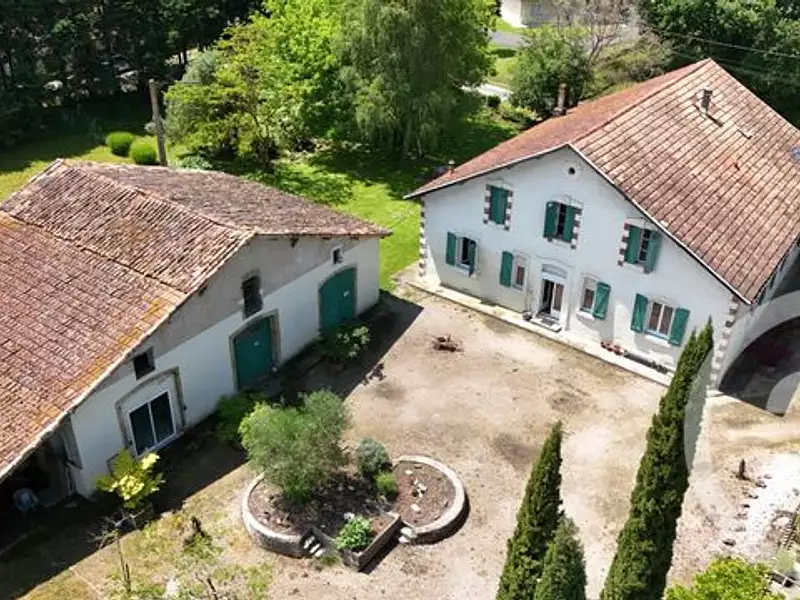 Maison, 223 m²