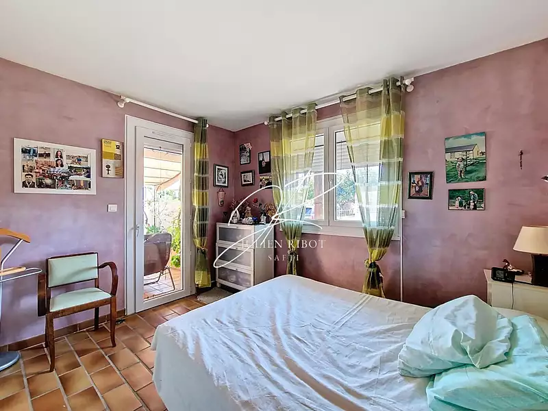 Maison, 166 m²
