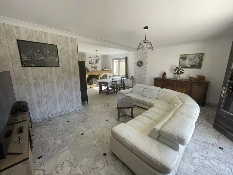 Maison, 151 m²