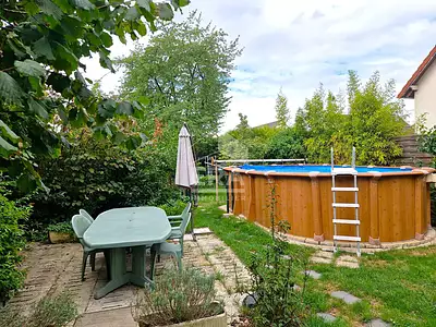 Maison, 266 m²