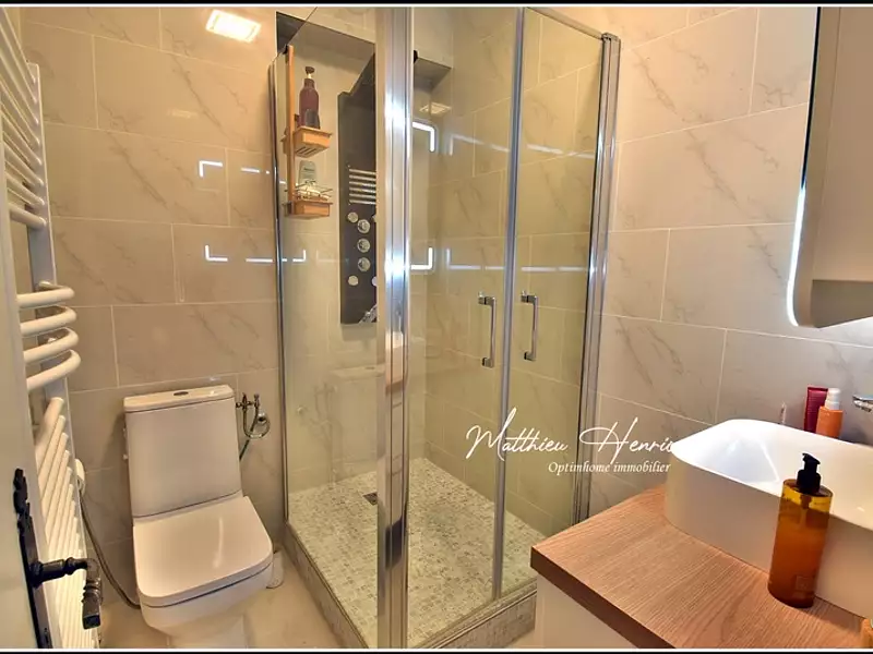Maison, 185 m²