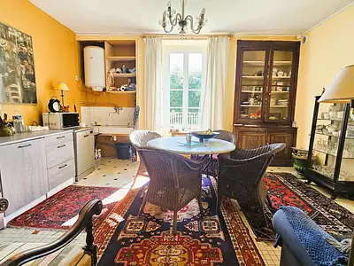 Maison, 240 m²