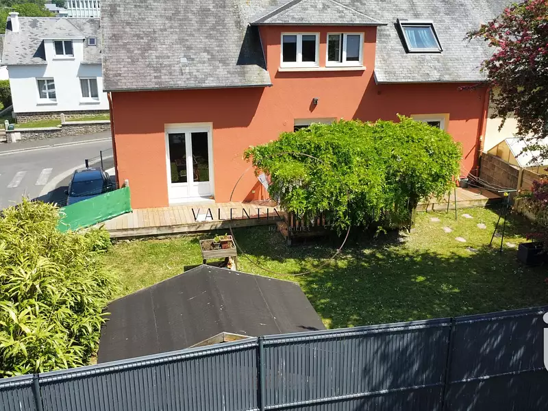Maison, 151 m²