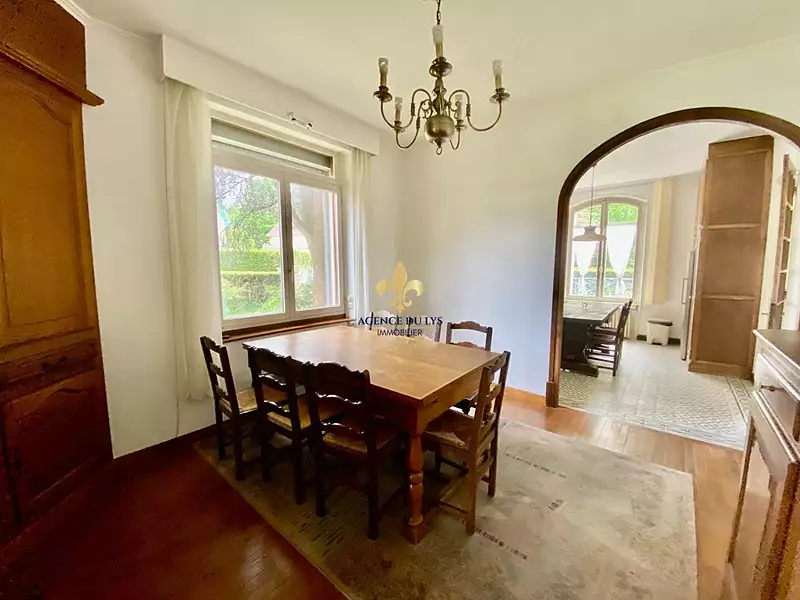 Maison, 239,6 m²