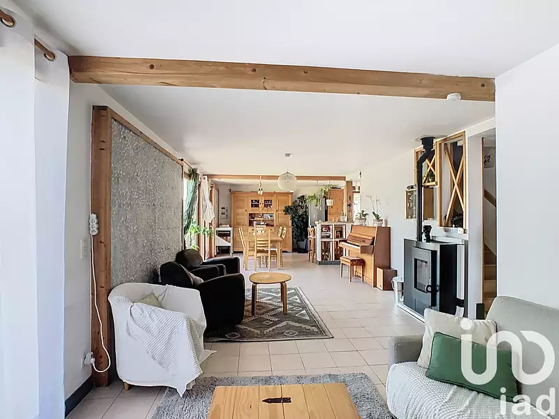 Maison, 215 m²