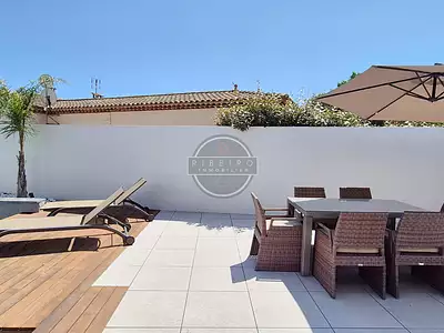 Maison, 185 m²