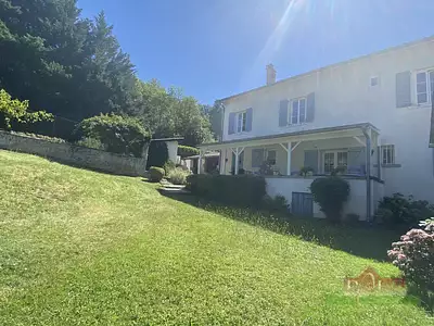 Maison, 254 m²