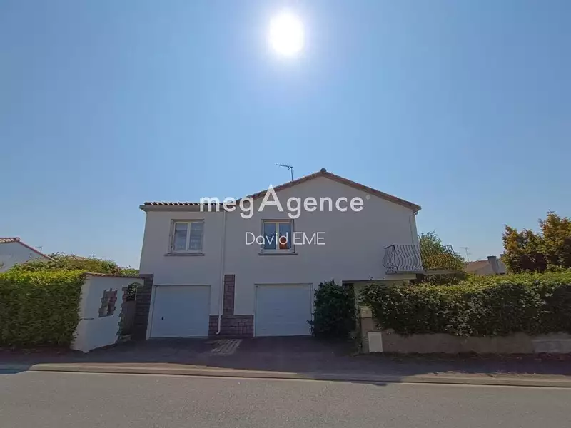 Maison, 151 m²