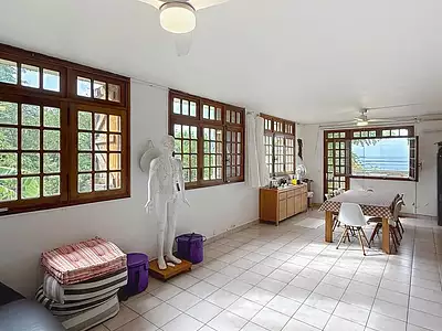 Maison, 247 m²