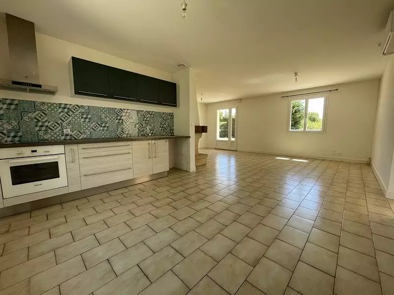 Maison, 94 m²