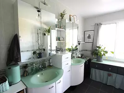 Maison, 178 m²