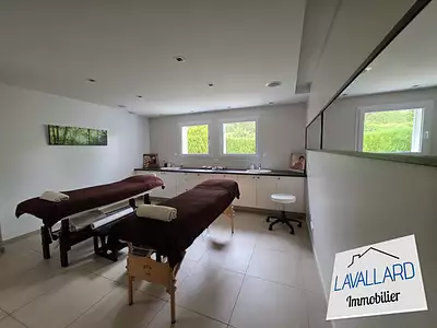 Maison, 320 m²