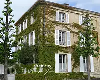 Maison, 240 m²