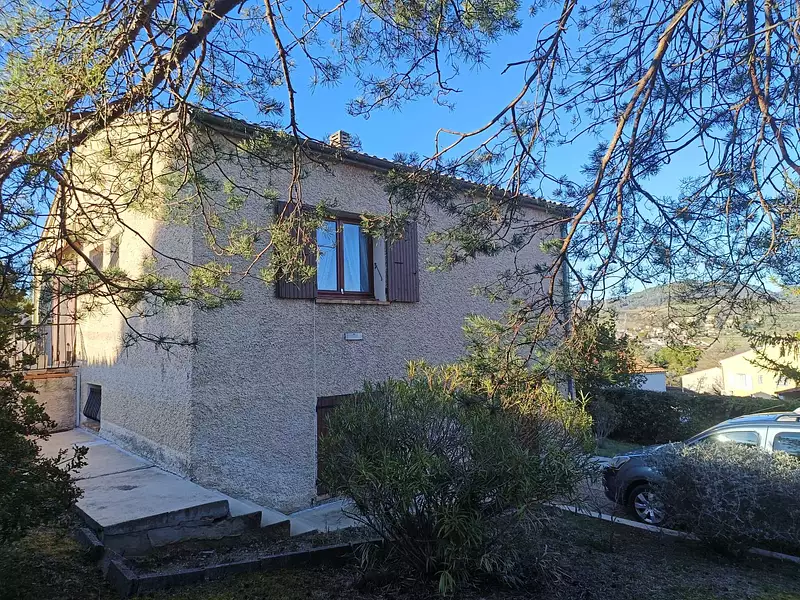 Maison, 168 m²