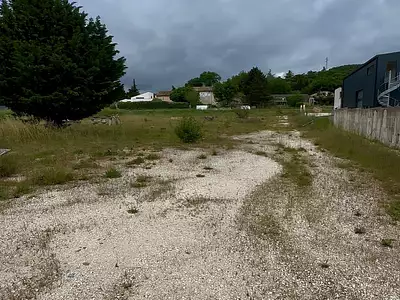 Terrain, 5 372 m²