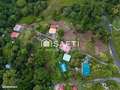 Terrain, 815 m²