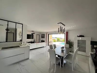 Maison, 141 m²