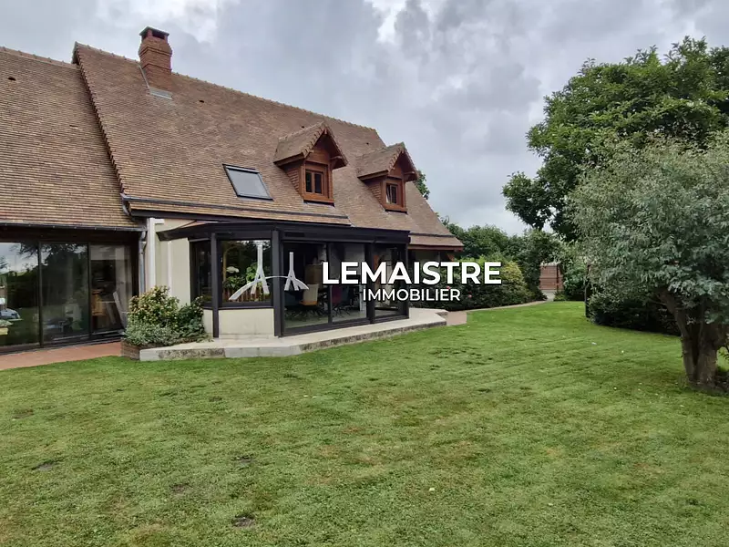 Maison, 244 m²