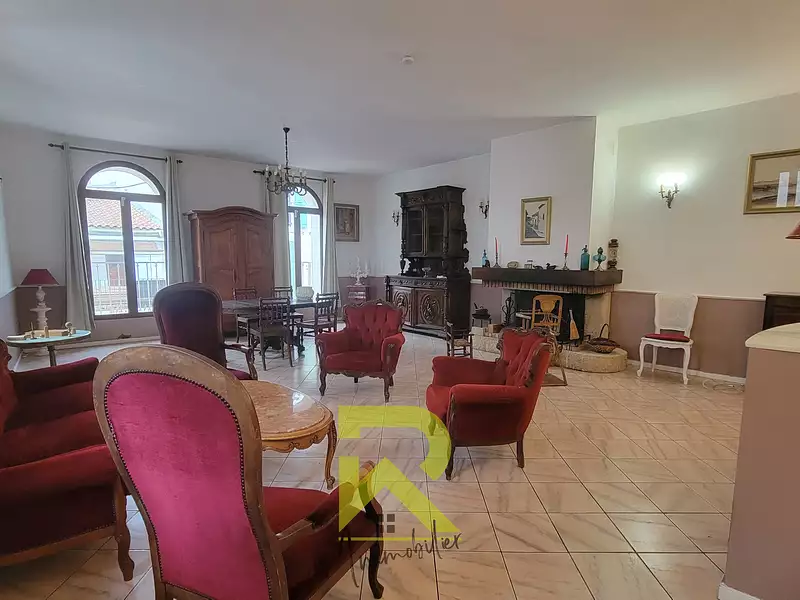 Maison, 194 m²