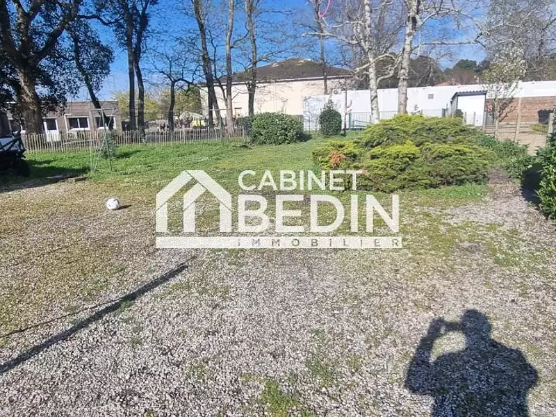 Terrain, 536 m²