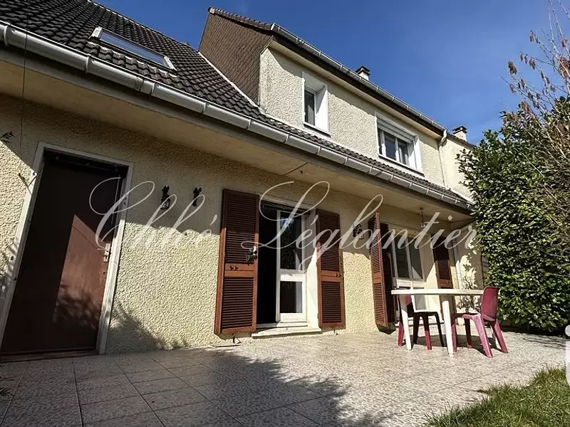 Maison, 140 m²
