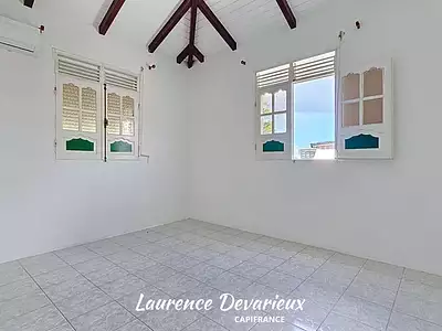 Maison, 204 m²