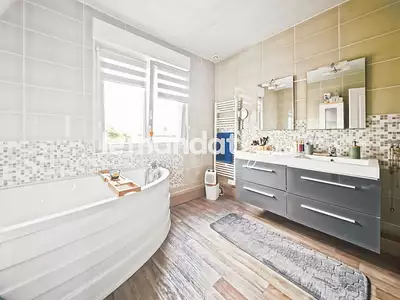 Maison, 105 m²