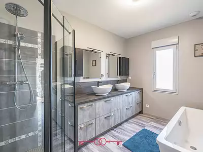 Maison, 270 m²