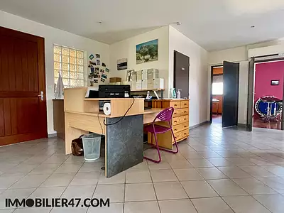 Maison, 250 m²